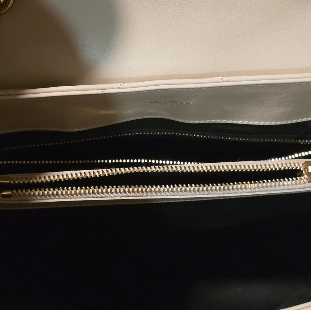 Saint Laurent Medium Loulou Quilted Leather Chain Shoulder Bag - Picture 9 of 16
